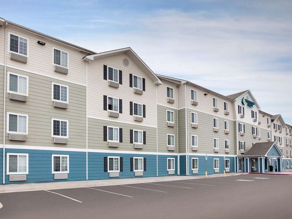 Woodspring Suites Фар Екстериор снимка